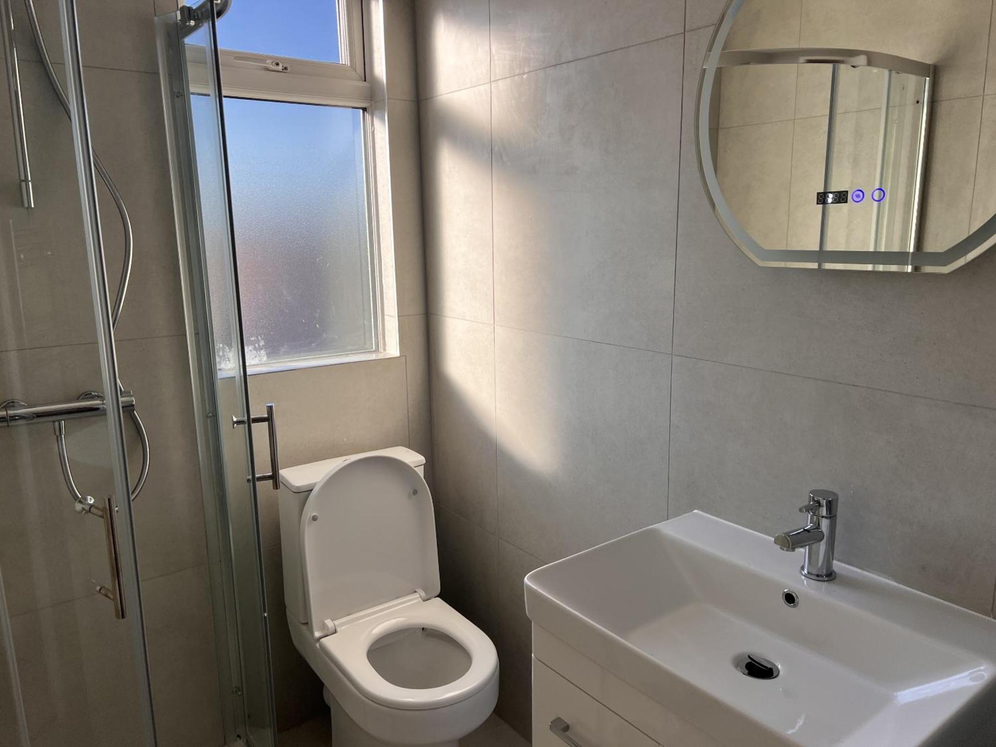 Zozy Clitterhouse Hotel Лондон Екстериор снимка